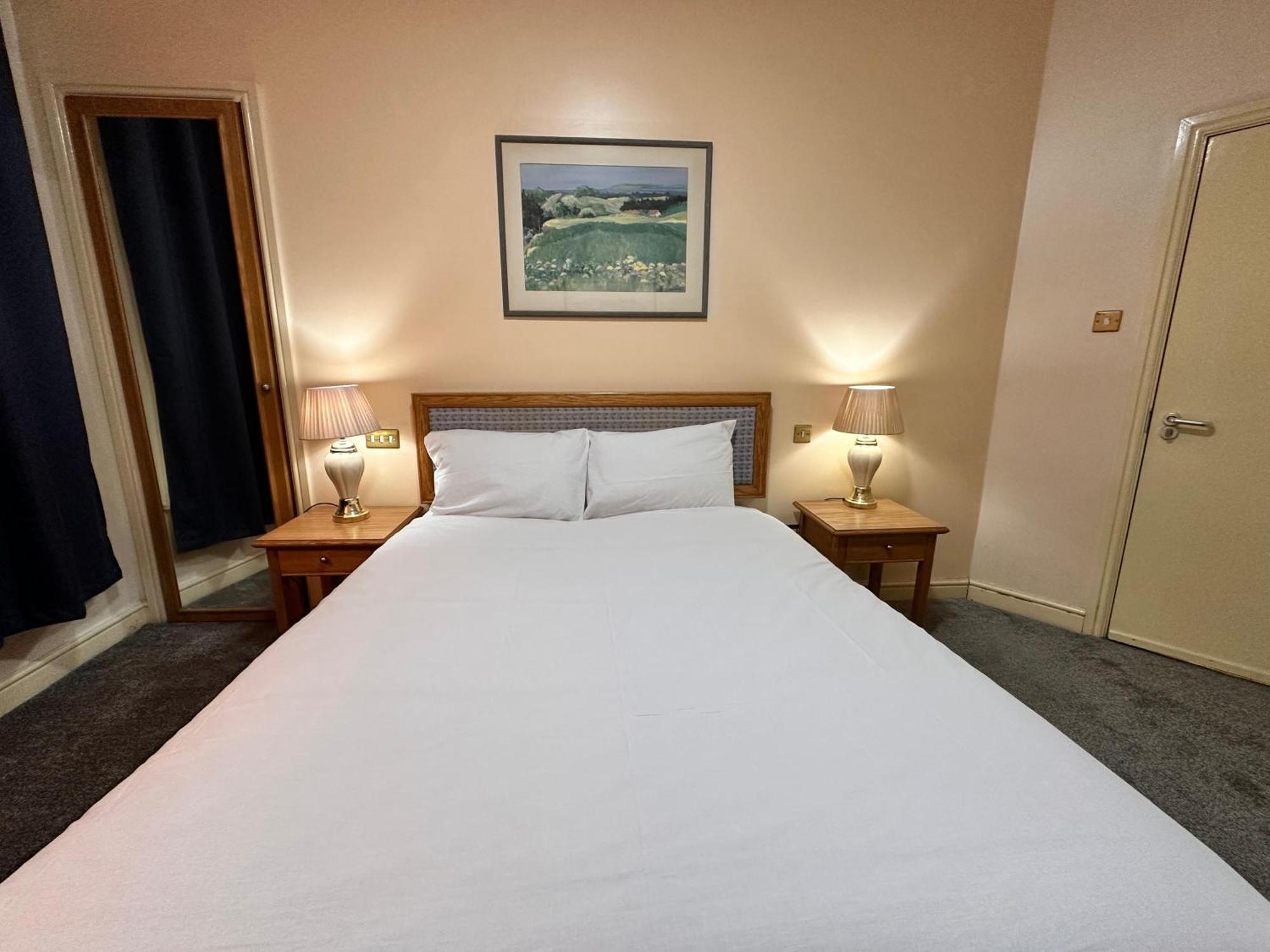 Throstles Nest Hotel Liverpool Buitenkant foto
